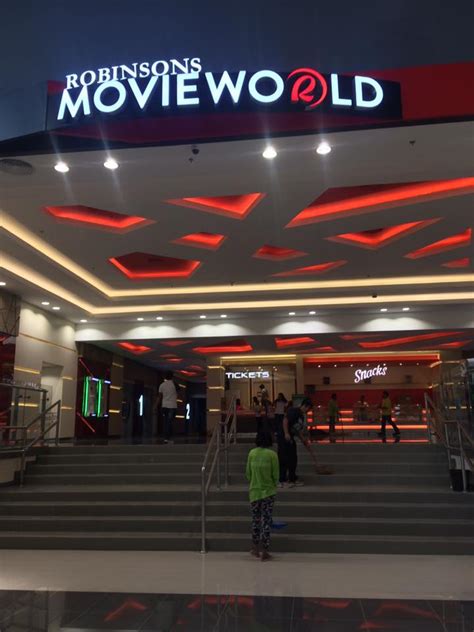 robinsons movieworld jaro